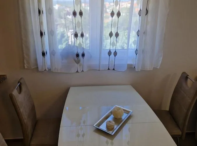 Sunrise Apartman Pula